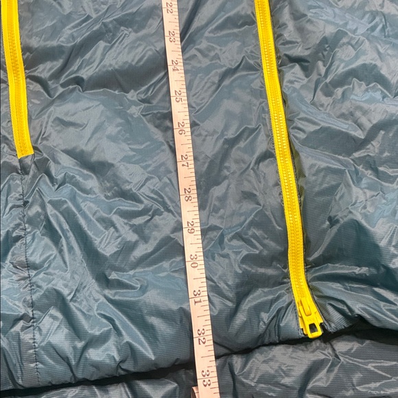 Patagonia men’s Das Parka - Picture 8 of 9